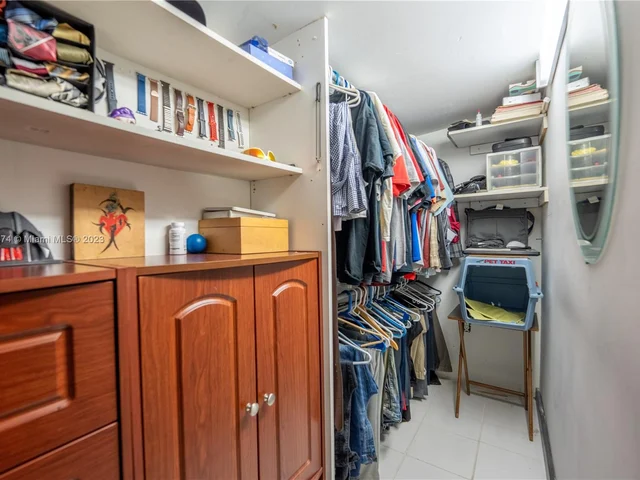 11201 NW 24th St, Plantation FL 33323