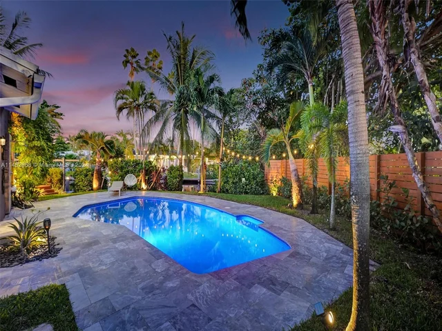 3460 NE 17th Way, Oakland Park FL 33334