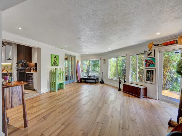 3460 NE 17th Way, Oakland Park FL 33334