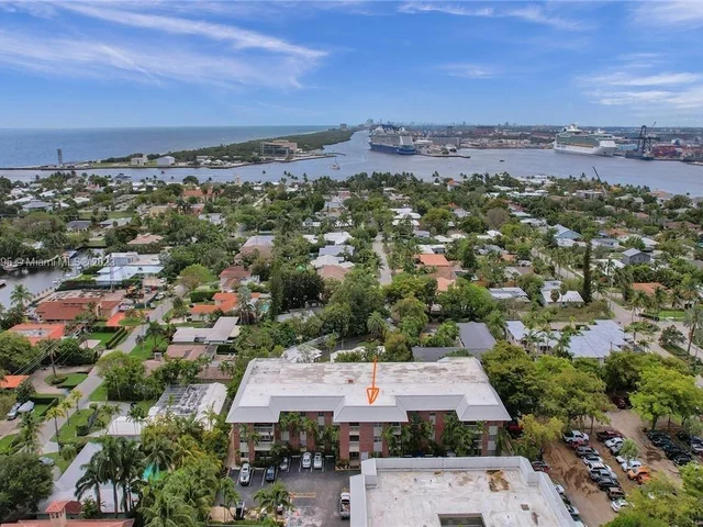2424 SE 17 St # 214b, Fort Lauderdale FL 33316
