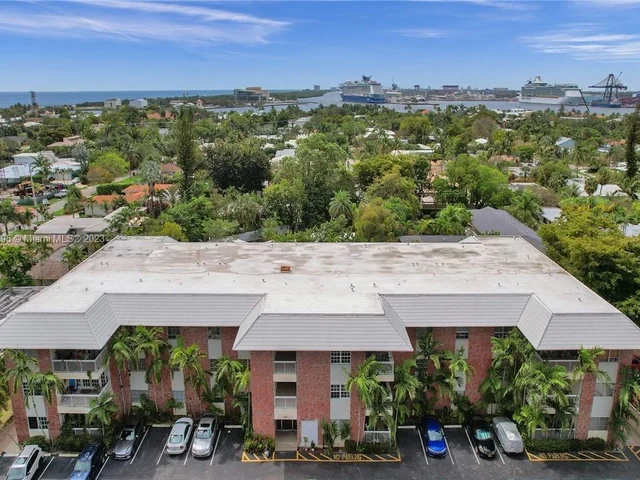 2424 SE 17 St # 214b, Fort Lauderdale FL 33316