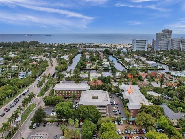 2424 SE 17 St # 214b, Fort Lauderdale FL 33316