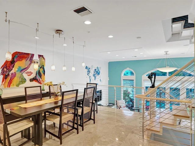 3942 NE 171st St # 4A, North Miami Beach FL 33160