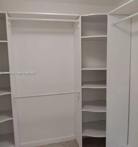 15101 SW 71st St, Miami FL 33193