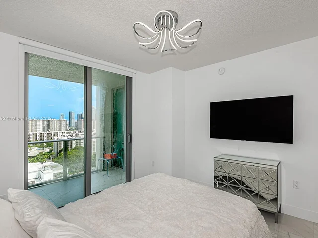 330 Sunny Isles Blvd # 1401, Sunny Isles Beach FL 33160