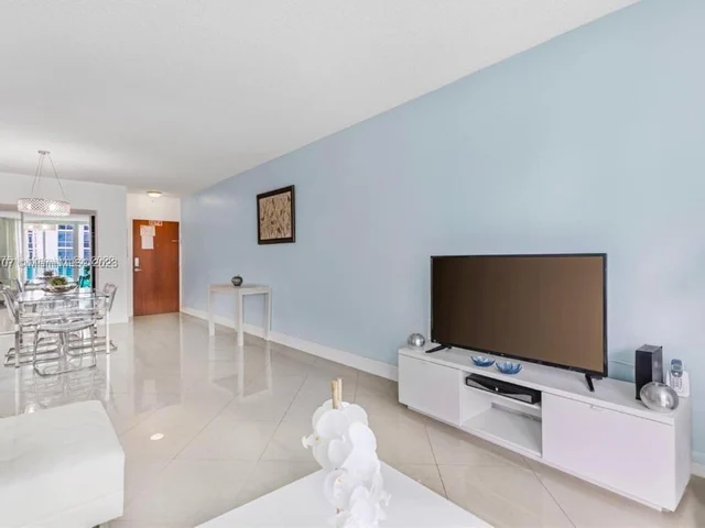 3901 S Ocean Dr # 5H, Hollywood FL 33019