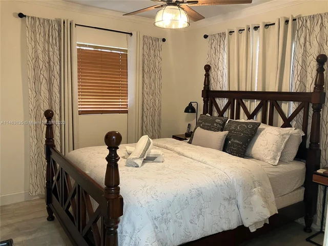 6300 Flagler St, Hollywood FL 33023