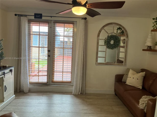 6300 Flagler St, Hollywood FL 33023