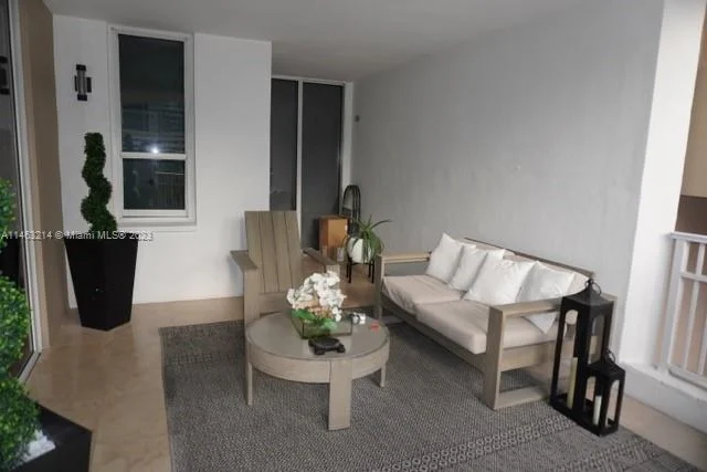 701 Brickell Key Blvd # 412, Miami FL 33131