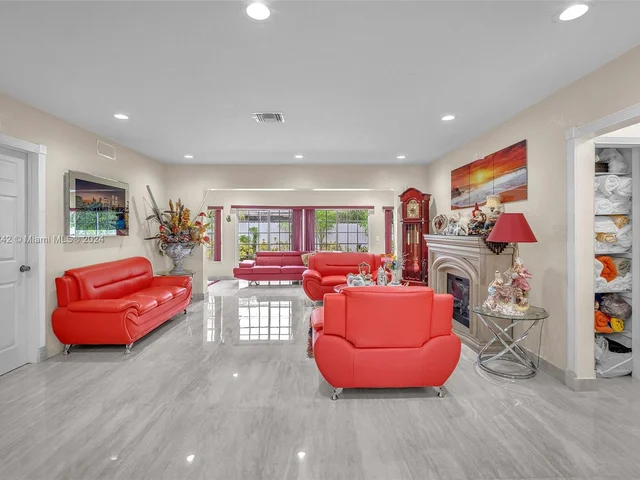 1631 NW 175th Ter, Miami Gardens FL 33169