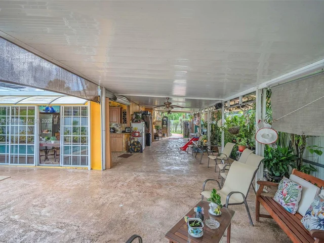 1631 NW 175th Ter, Miami Gardens FL 33169