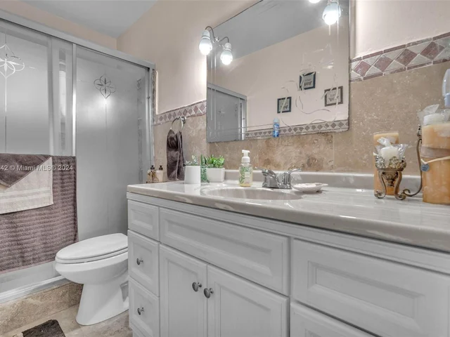 1631 NW 175th Ter, Miami Gardens FL 33169