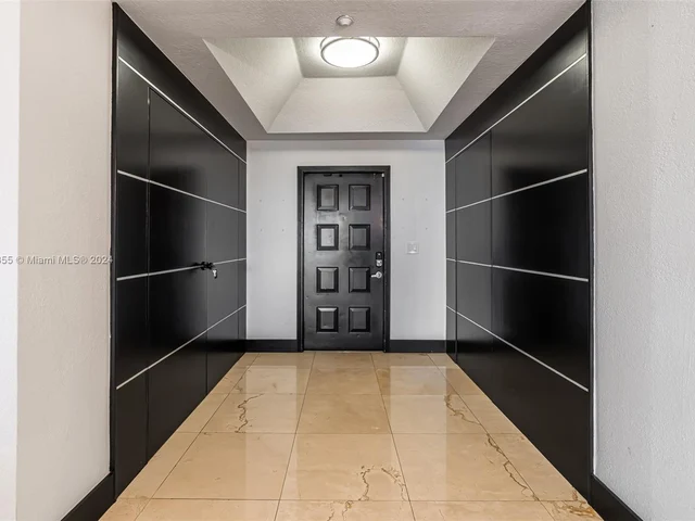 10700 NW 66th St # 407, Doral FL 33178