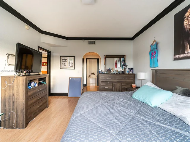 10700 NW 66th St # 407, Doral FL 33178