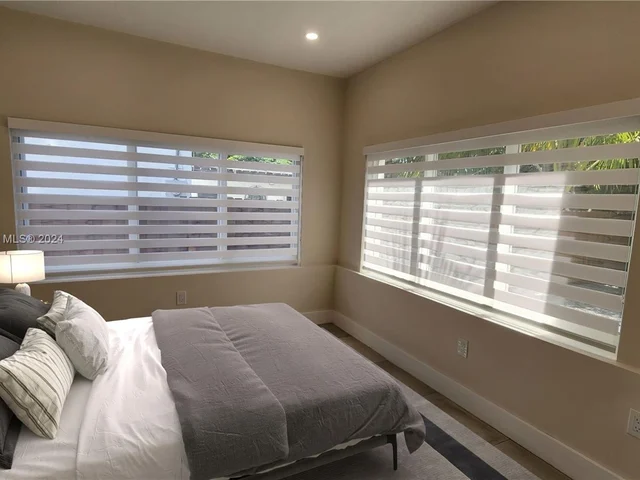 442 NW 46th St, Miami FL 33127