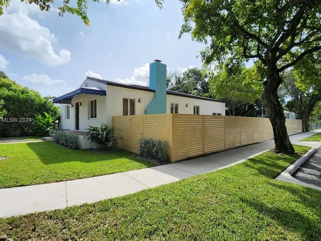 442 NW 46th St, Miami FL 33127