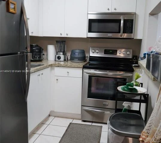 5050 NW 7th St # 722, Miami FL 33126