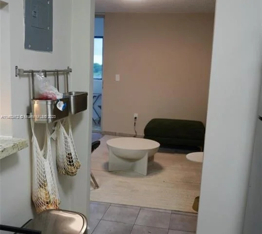 5050 NW 7th St # 722, Miami FL 33126