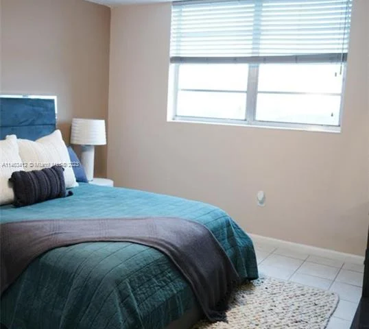 5050 NW 7th St # 722, Miami FL 33126