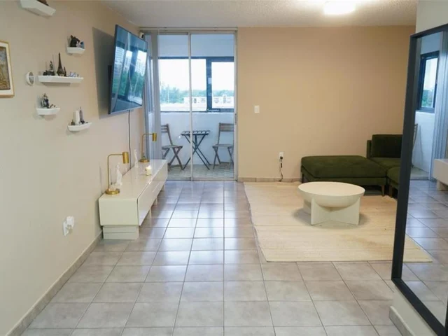 5050 NW 7th St # 722, Miami FL 33126