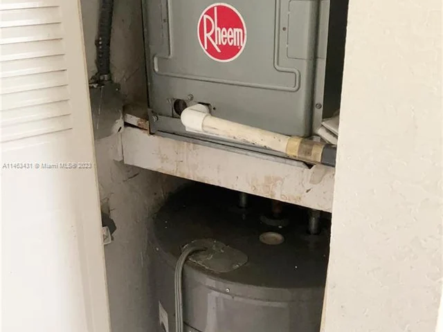 2225 Polk St # 6B, Hollywood FL 33020