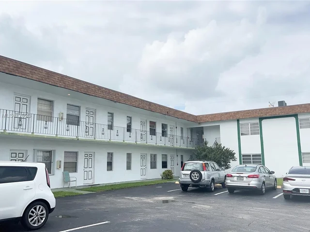 2225 Polk St # 6B, Hollywood FL 33020