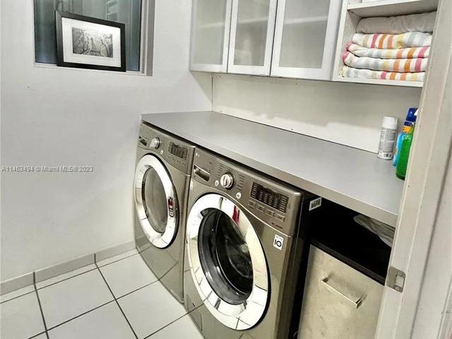 16711 Collins Ave # 801, Sunny Isles Beach FL 33160