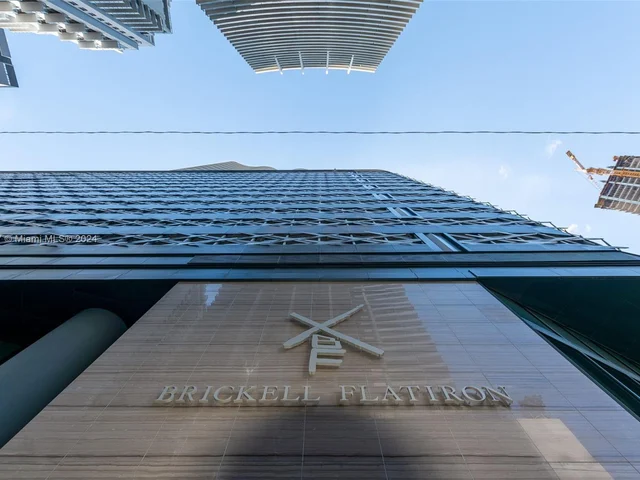 1000 Brickell Plz # 3405, Miami FL 33131