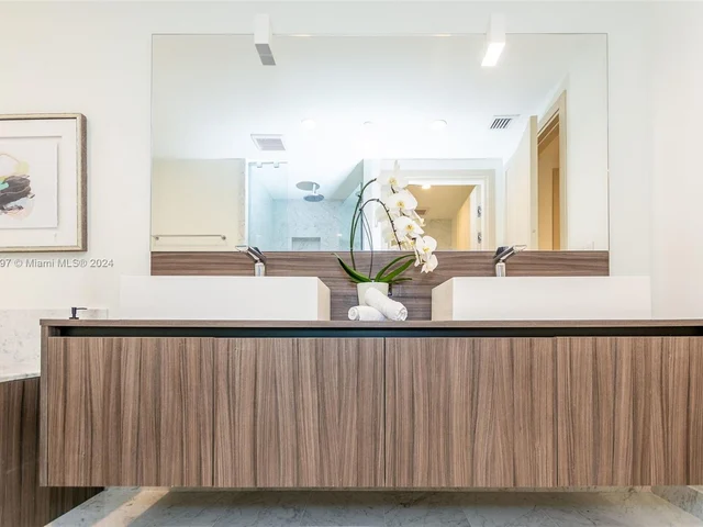 1000 Brickell Plz # 3405, Miami FL 33131