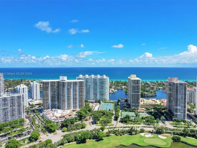 20281 E Country Club Dr # 910, Aventura FL 33180