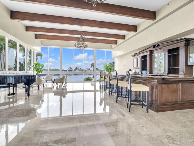 20281 E Country Club Dr # 910, Aventura FL 33180