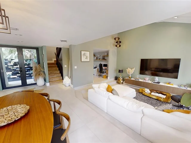 20298 NE 24th Ave, Miami FL 33180