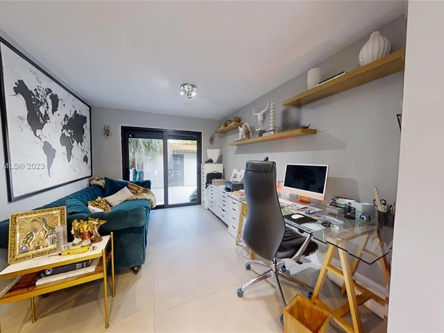 20298 NE 24th Ave, Miami FL 33180