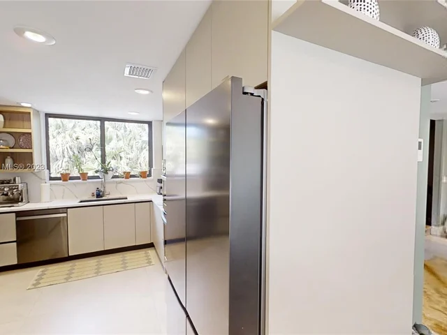 20298 NE 24th Ave, Miami FL 33180