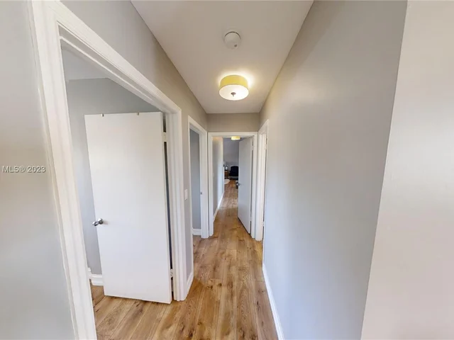 20298 NE 24th Ave, Miami FL 33180