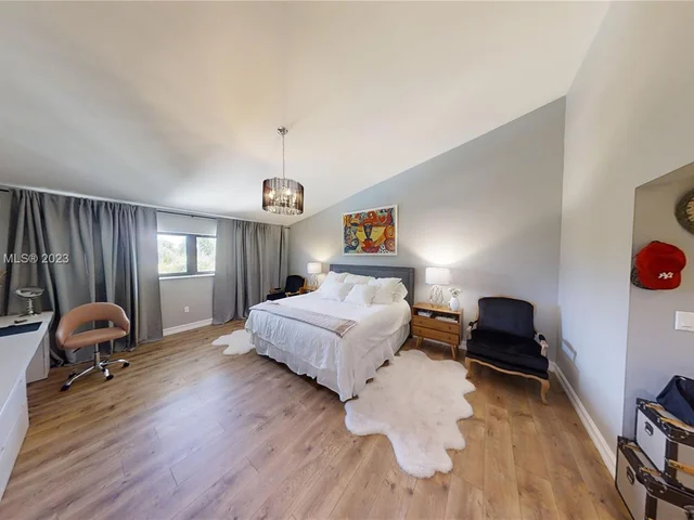 20298 NE 24th Ave, Miami FL 33180