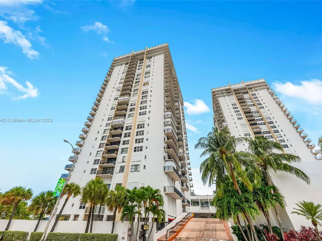 2101 S Ocean Dr # 1008, Hollywood FL 33019