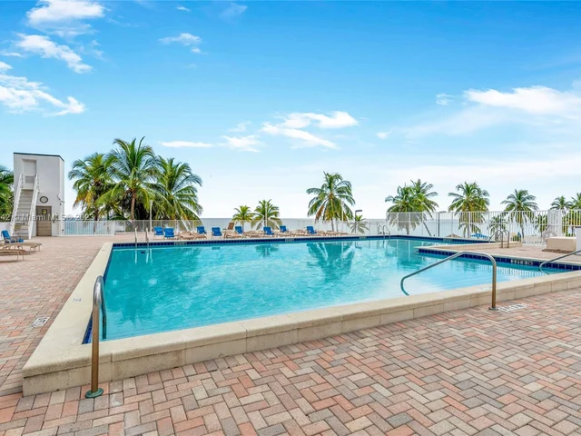 2101 S Ocean Dr # 1008, Hollywood FL 33019