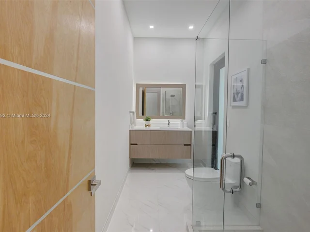 1780 CHUCUNANTAH RD, Miami FL 33133