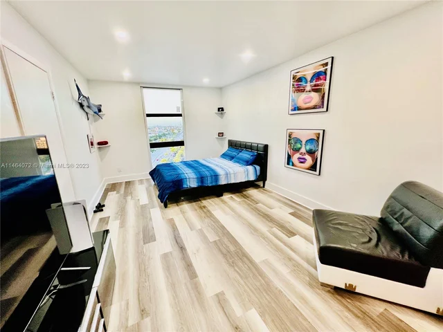 13499 Biscayne Blvd, North Miami FL 33181