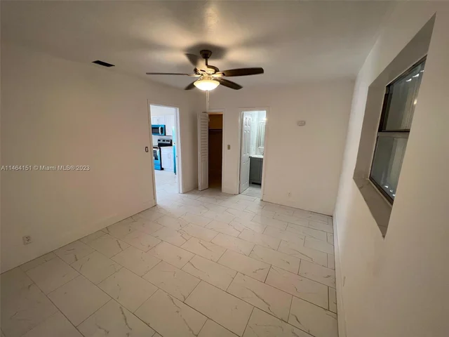 212 SW 22nd St # 4, Fort Lauderdale FL 33315