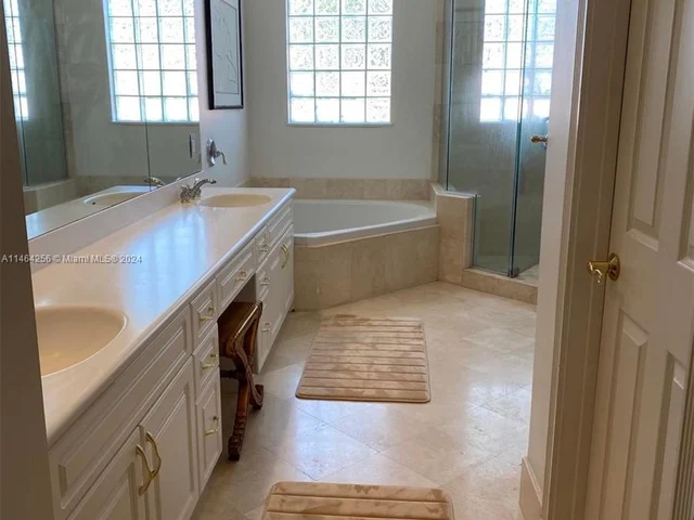 1597 Mariner Way, Hollywood FL 33019