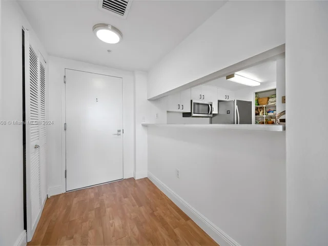 650 West Ave # 503, Miami Beach FL 33139