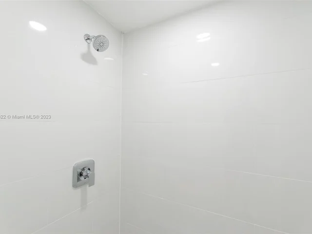 323 SW 4th Ct, Homestead FL 33030