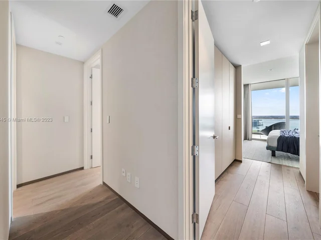 10203 Collins Ave # 2101, Bal Harbour FL 33154