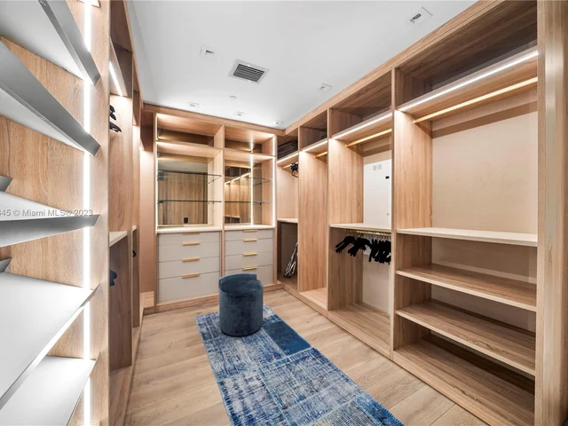 10203 Collins Ave # 2101, Bal Harbour FL 33154