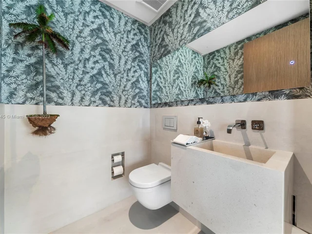 10203 Collins Ave # 2101, Bal Harbour FL 33154