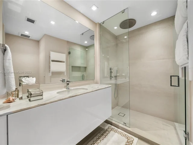 10203 Collins Ave # 2101, Bal Harbour FL 33154