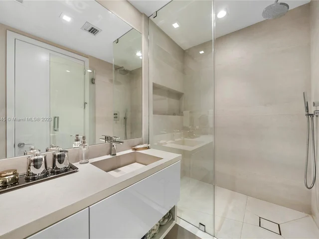 10203 Collins Ave # 2101, Bal Harbour FL 33154