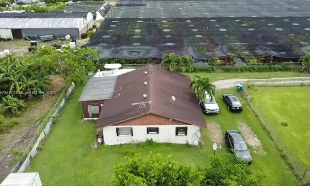 19471 SW 198, Miami FL 33187